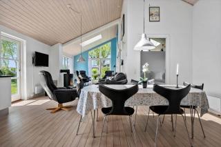N330-Karrebaeksminde-Baekkene-224 - 3