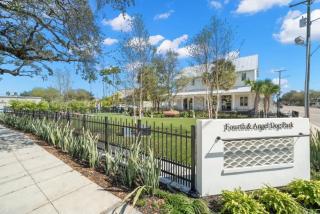 Romeo's Reserve - Upscale Ybor Studio with Vaulted Ceilings, 5 Minute Walk to 7th Ave, Pet Friendly - 5