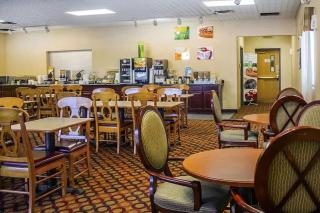 Wilkes Barre Inn & Suites conference center - 7