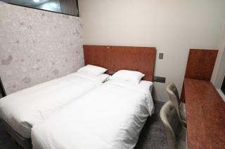 Hotel DM - 6