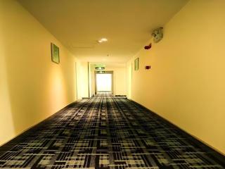 7 Days Inn Xichang Hangtian Avenue Toursim Center - 7