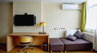 IU Hotel Zhengzhou Erqi Wanda Plaza Daxue Road Branch - 1