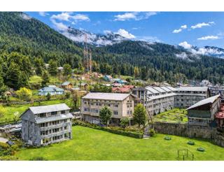 Hotel Woodstocks Pahalgam - 5