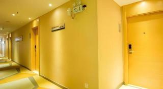City Comfort Inn Guilin North High Speed Railway Station Square - Guilin - 8