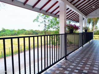 Water side villa - 5