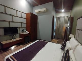 100 Acres Club Sanand - 9