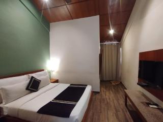 100 Acres Club Sanand - 5