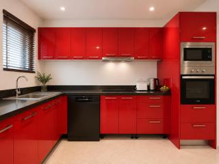 AP Grand Tropical Residence 3BR Kamala - 7