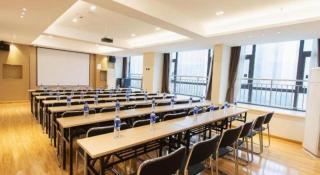 City Comfort Inn Chengdu Wenjiang University Town Fengxi River Metro Station - 2