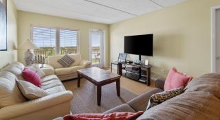 Edgewater Condo Unit #104 - 8