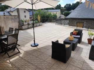 Grand Appartement 5 chambres avec terrasse Salles Curan - 2