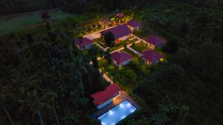 Manayath Wayanad Premium Pool Resort - 9