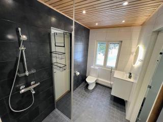 Large three-bedroom holiday home - 9