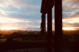 Te Anau Hilltop Hideaway - 9