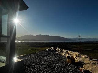 Te Anau Hilltop Hideaway - 6