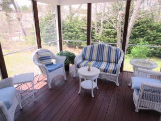 Beachside Bliss: Dog Friendly Breezy Stay - 0