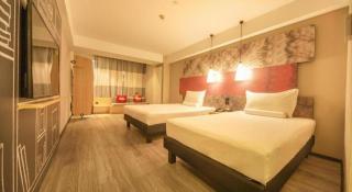 ibis Shenyang north station - 1