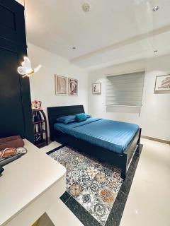 Sunrise Sea View Apartment - 2