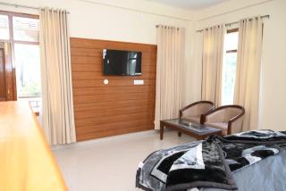 Hotel Som Kunj # Palampur Best Hotel with Mountain view # Free Parking #Room with Balcony - 7