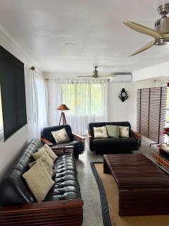 Tropical Escape On The Coral Coast - 4