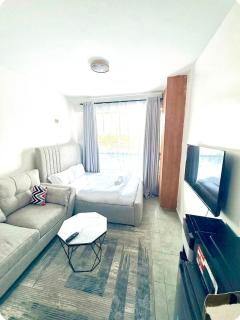 Deluxe Studio with a panoramic view of Thika Road - 0