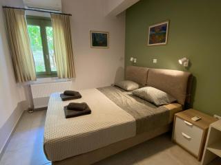 Vanna's Apartments - 6