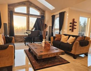 Mt View Private Bedroom Suite w Hot Tub and Arcade - Snohomish - 4