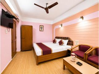 Hotel Radha - The Royal Palace Near Naini Lake & Mall Road Nainital Retreat ! Elegant Rooms Family-Friendly Stay, with Restaurant, Free Wi-Fi & 24x7 Hospitality - 9