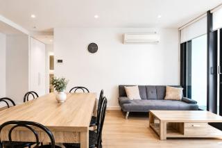 City View 2BR With Free Parking 6 Min To MCEC - 9