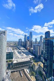 City View 2BR With Free Parking 6 Min To MCEC - 4