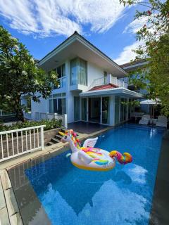 Coast & Nest Villa Da Nang - 4