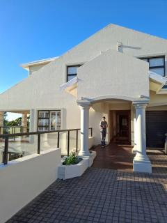 Luxury Living at JBay - 7