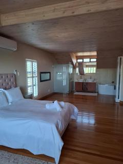 Luxury Living at JBay - 6
