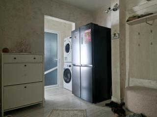 Anna's Crib - 2