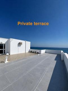 Studio with Stunning Sea View - 4