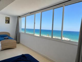 Studio with Stunning Sea View - 9