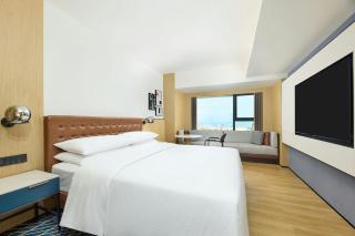 Four Points by Sheraton Rizhao Central Activities Zone - 5