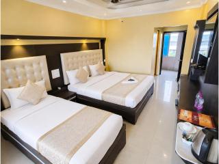 Hotel Ashish Resort - The Grand Seaside Heritage Retreat Near Sea Beach Puri ! Premium Rooms & Family Suites, In-House Restaurant, Spacious Parking, Free Wi-Fi & 24x7 Warm Hospitality - 8