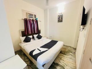 Hotel Super Maxx - BLK Hospital - 7