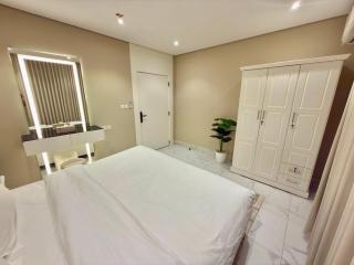 Riyadh Luxury 1BR Apartment, Al Mohammadiyyah - 6