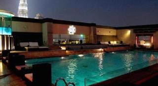 Pacific Regency Hotel Suites - 1
