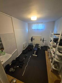 Rymlig central gästvåning med bastu och egen ingång - 3