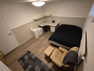 Rymlig central gästvåning med bastu och egen ingång - 6