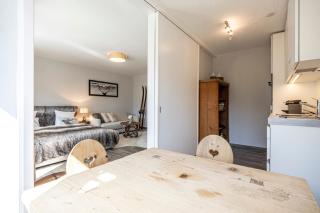 Charmante Wohlfühloase Nähe Kongresshaus Davos - 9