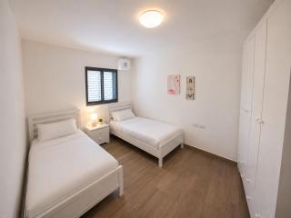 Spacious Kosher Family Home - Ramat Beit Shemesh - 6