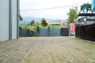 RedDoorz near Lokawisata Baturaden - 1