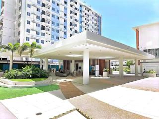 Resort-Style Condo UnitObsidia - 4