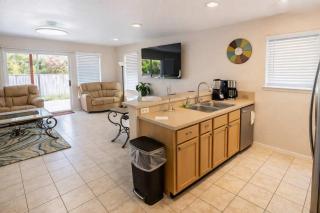 3BR Townhome, Steps to Beach, New Remodel SPI townhouse - 8