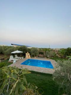 Private Authentic Villa Pool & Garden - Maison Manjo - 9