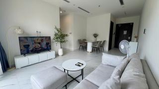 Căn 2PN cách Vincom vài bước chân đầy đủ tiện nghi - 9